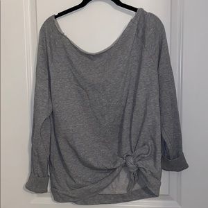Oversized gray sweatshirt
